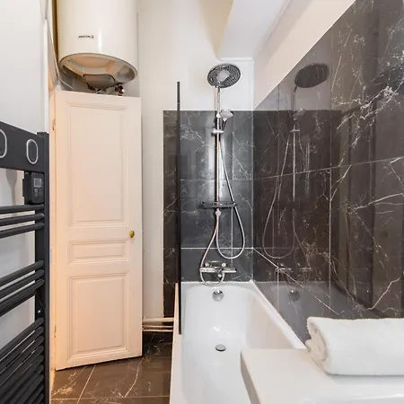 Appartement Cozy & Fully Equipped 5 Min Walk To Metro, Montparnasse Neighbourhood Paris