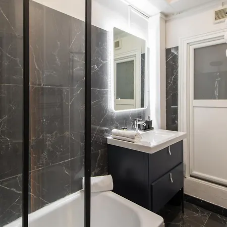 Appartement Cozy & Fully Equipped 5 Min Walk To Metro, Montparnasse Neighbourhood