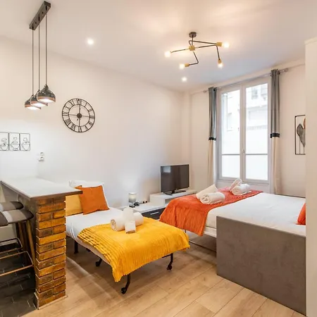 Cozy & Fully Equipped 5 Min Walk To Metro, Montparnasse Neighbourhood * Paris
