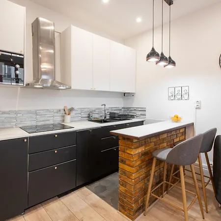 Cozy & Fully Equipped 5 Min Walk To Metro, Montparnasse Neighbourhood * Paris