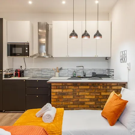 Apartment Cozy & Fully Equipped 5 Min Walk To Metro, Montparnasse Neighbourhood
