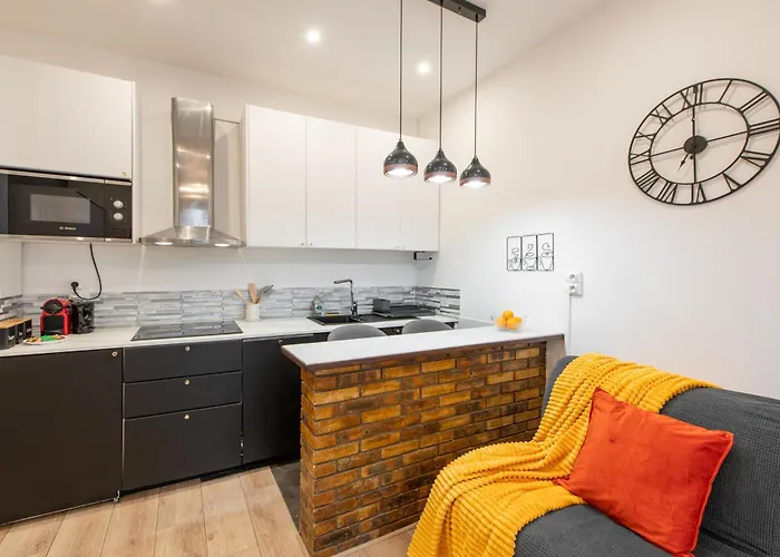 Cozy & Fully Equipped 5 Min Walk To Metro, Montparnasse Neighbourhood Appartement Parijs