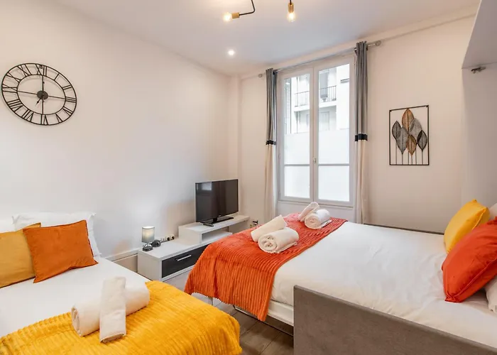 Cozy & Fully Equipped 5 Min Walk To Metro, Montparnasse Neighbourhood *