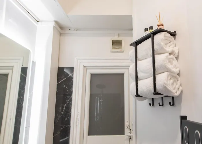 Cozy & Fully Equipped 5 Min Walk To Metro, Montparnasse Neighbourhood Appartement