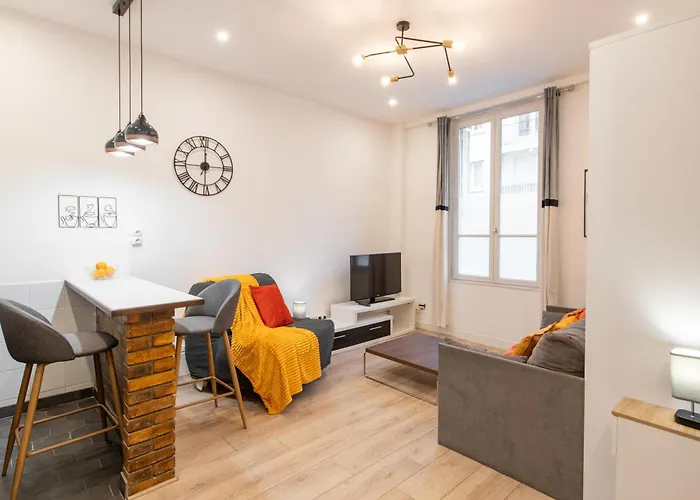 Appartement Cozy & Fully Equipped 5 Min Walk To Metro, Montparnasse Neighbourhood