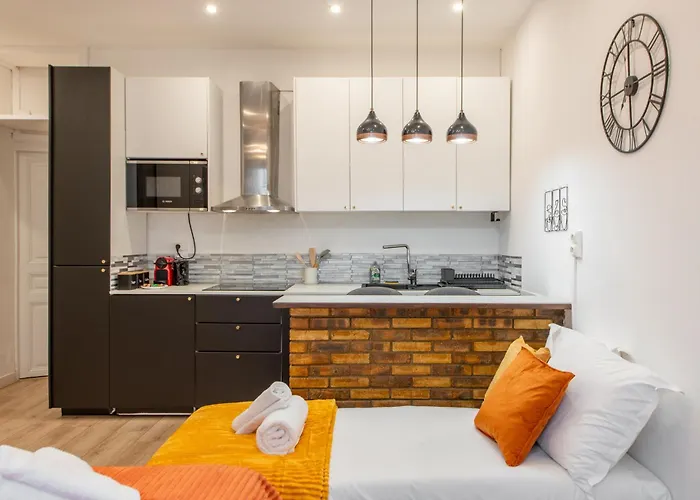 Appartement Cozy & Fully Equipped 5 Min Walk To Metro, Montparnasse Neighbourhood