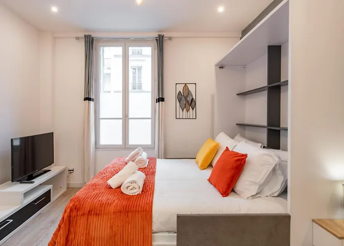 Cozy & Fully Equipped 5 Min Walk To Metro, Montparnasse Neighbourhood