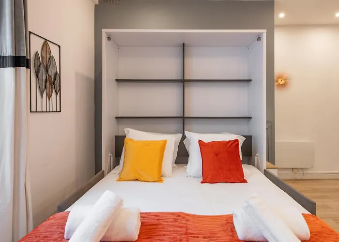 Appartement Cozy & Fully Equipped 5 Min Walk To Metro, Montparnasse Neighbourhood