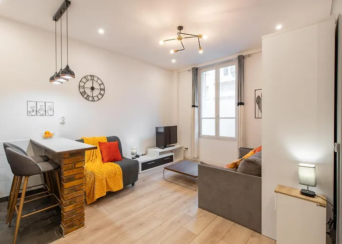 Cozy & Fully Equipped 5 Min Walk To Metro, Montparnasse Neighbourhood Appartement *